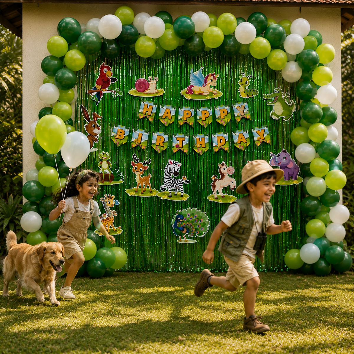 PARTTYHUB PARTY IN THE JUNGLE! BIRTHDAY DECOR KIT | JUG | PACK 1