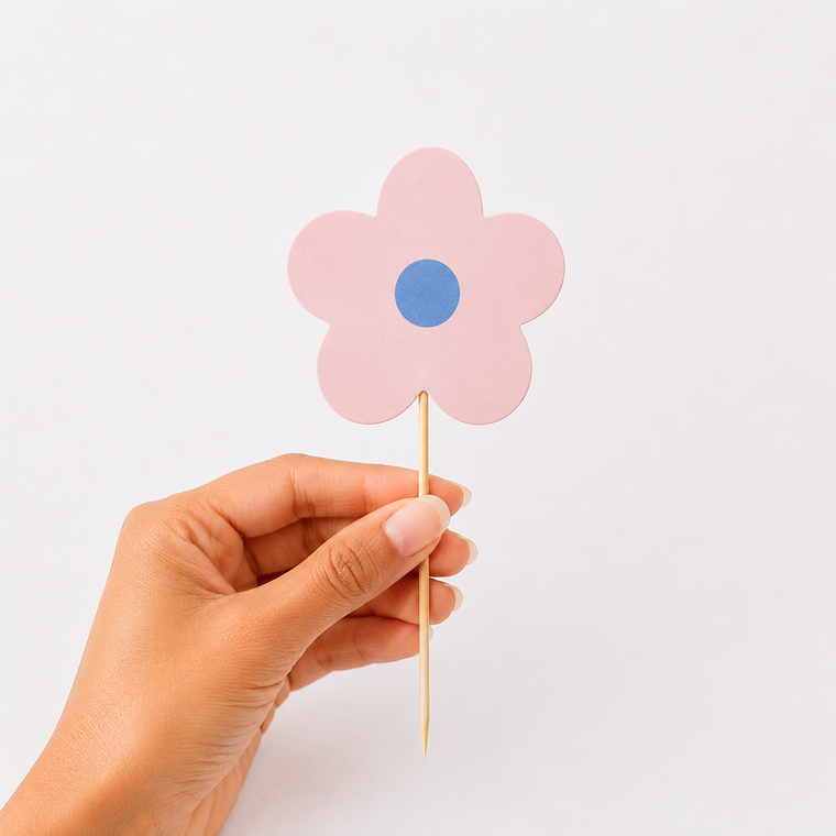 Parttyhub pastel pink cupcake topper