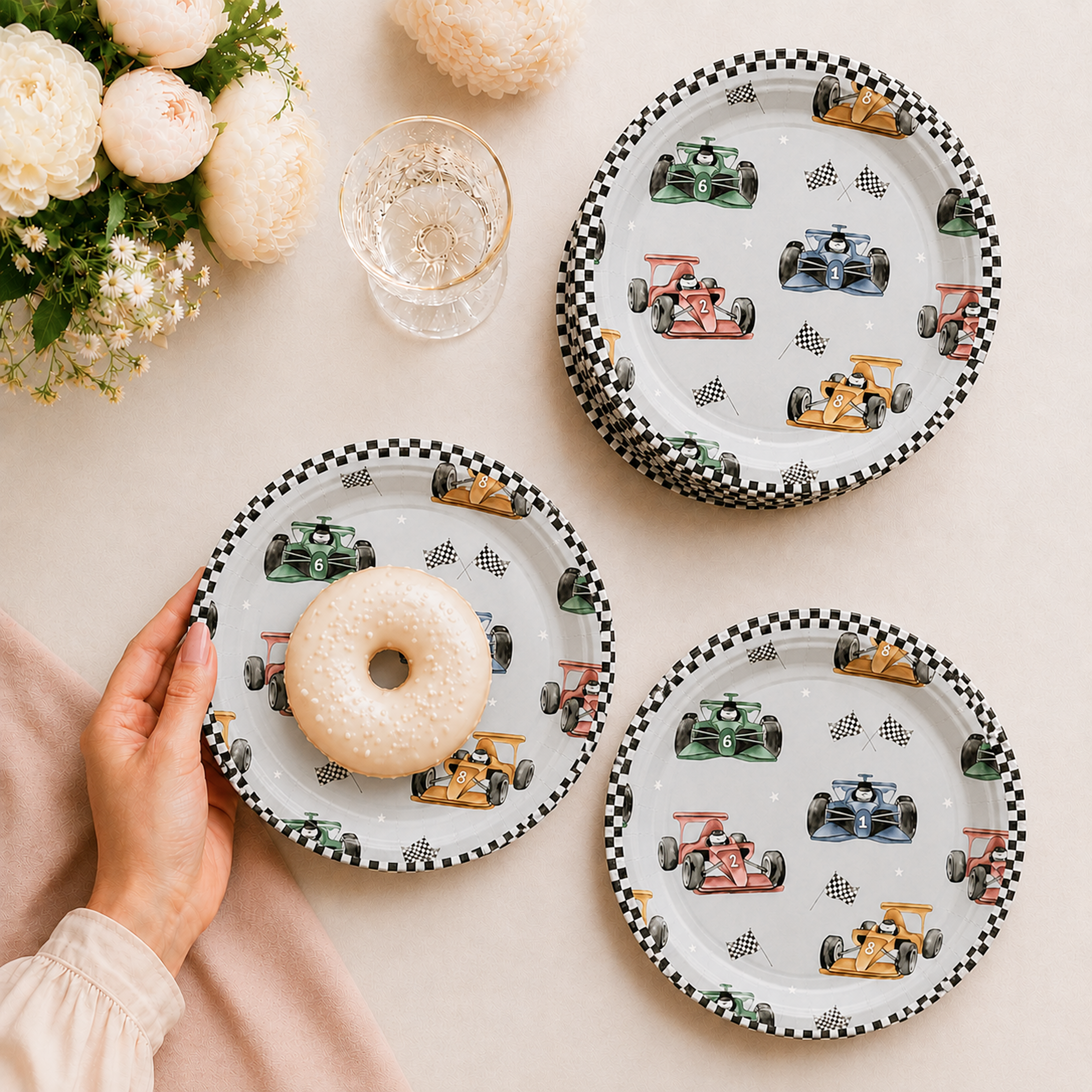Parttyhub race cars party plates | RC | Pack 8