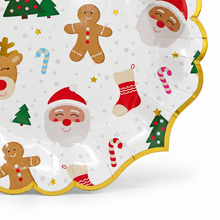 PARTTYHUB Christmas Themed Dinner Plates – Pack of 8
