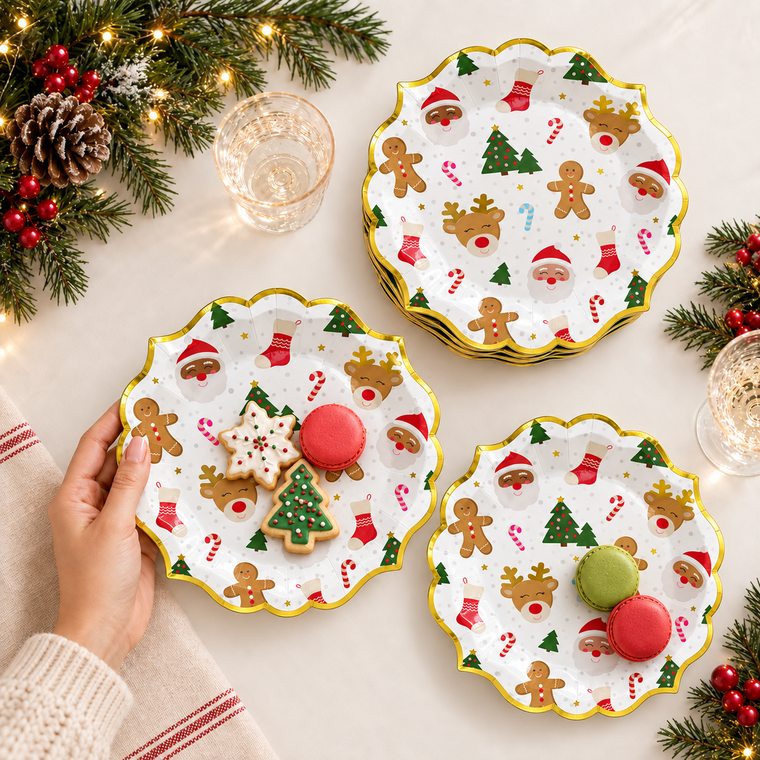 PARTTYHUB Christmas Themed Dinner Plates – Pack of 8
